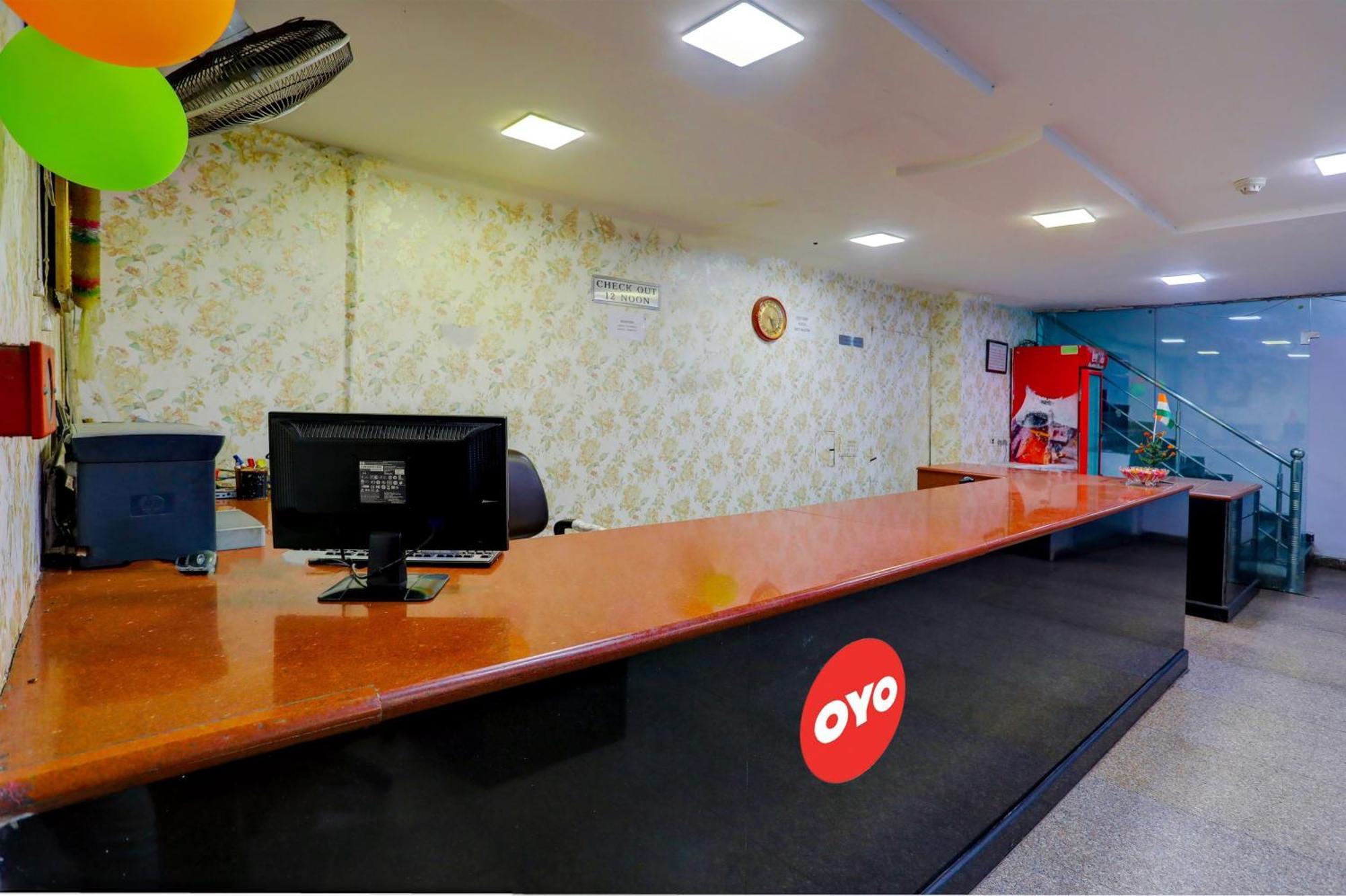 Hotel Monarch Inn Lucknow Ngoại thất bức ảnh