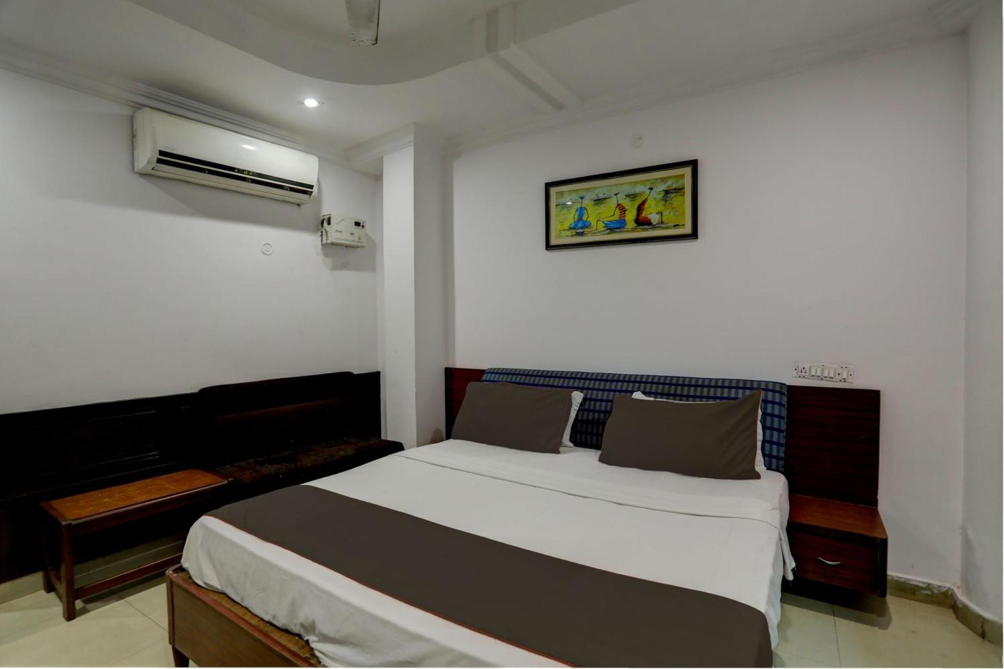 Hotel Monarch Inn Lucknow Ngoại thất bức ảnh