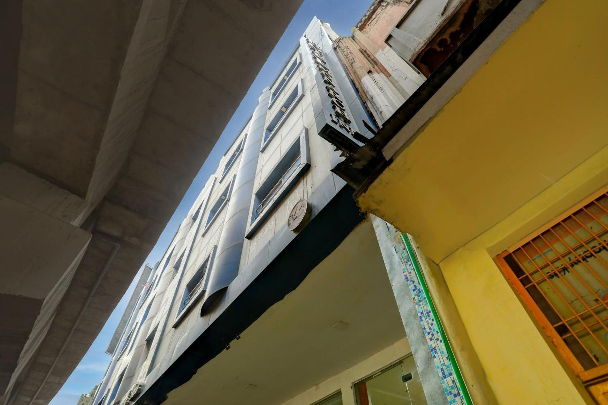 Hotel Monarch Inn Lucknow Ngoại thất bức ảnh
