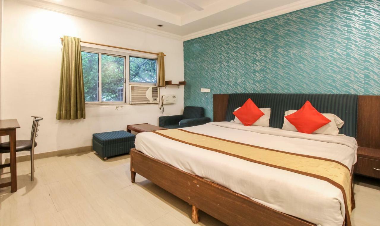 Hotel Monarch Inn Lucknow Ngoại thất bức ảnh