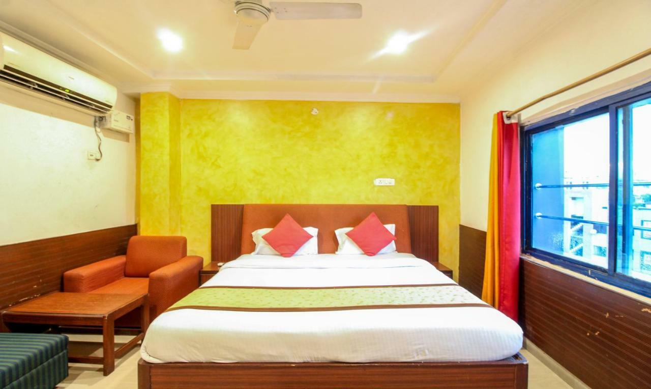 Hotel Monarch Inn Lucknow Ngoại thất bức ảnh